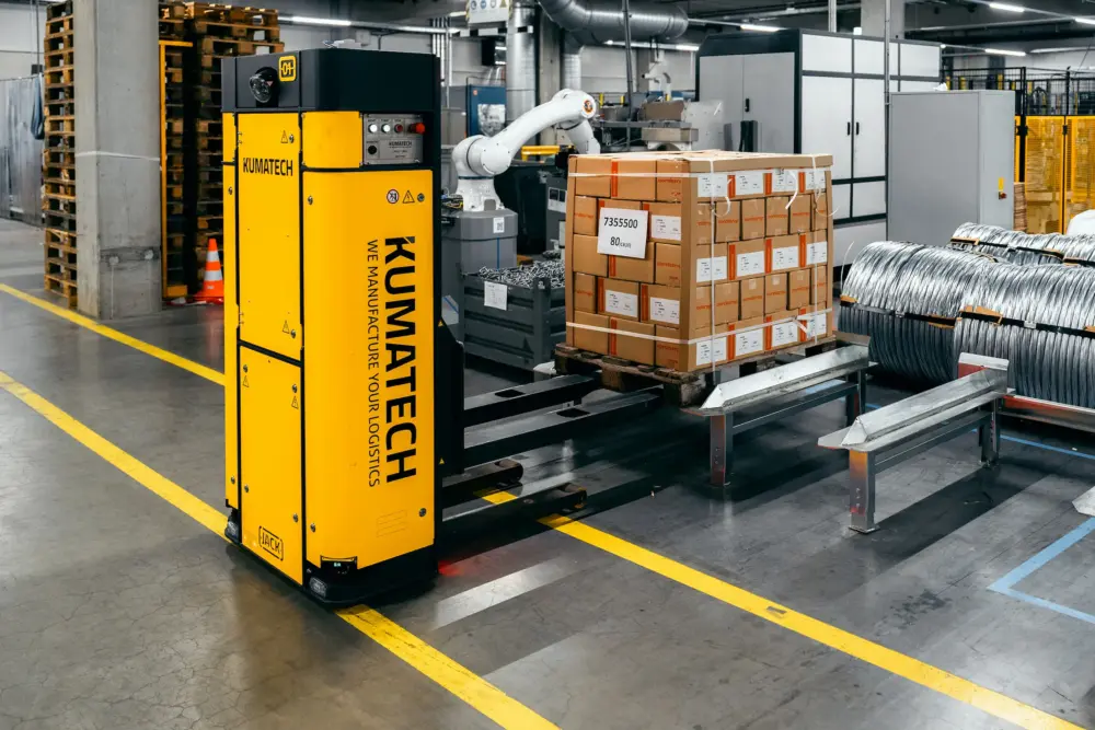 AGV_Pallet Jack_lifting