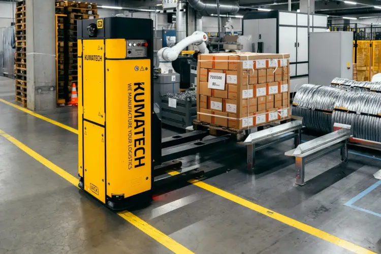 AGV_Pallet Jack_lifting