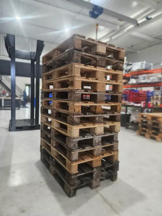Pallet Aligner_Pallets in front